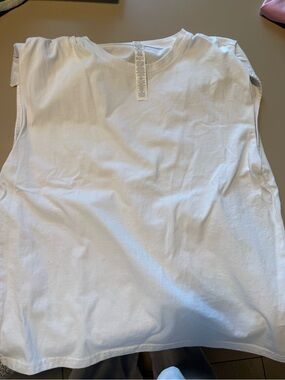 ALO Yoga White Crewneck Top